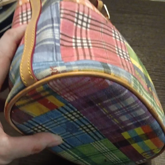 Dooney & Bourke Y2K-ERA 2-fer "Picnic Ants Madness" Plaid Canvas Bag & Wristlet - Picture 10 of 16